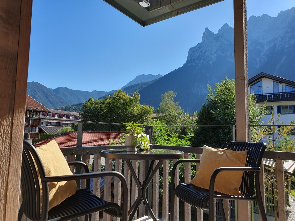 sunny balcony with a view of the Karwendel