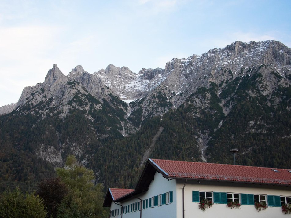 Blick vom Balkon auf den Karwendel