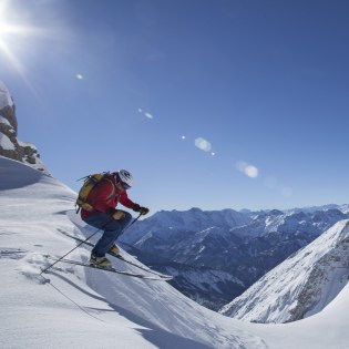 Die Dammkar ist mit über 7000 Metern Länge Deutschlands längste Freeride-Abfahrt., © Alpenwelt Karwendel | Hubert Hornsteiner