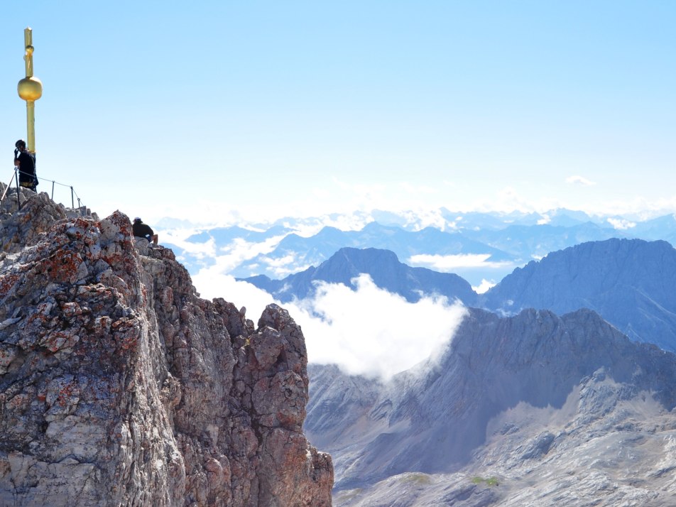 DAV Sektion München - Gipfelkreuz Zugspitze 2