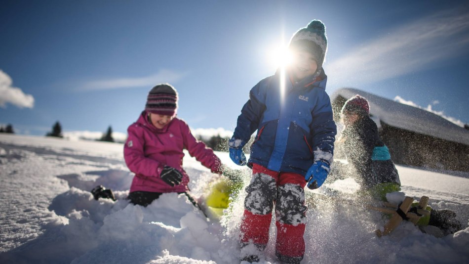 Schneefreuden für die ganze Familie rund um Mittenwald, Krün, Wallgau, © Alpenwelt Karwendel | Philipp Gülland