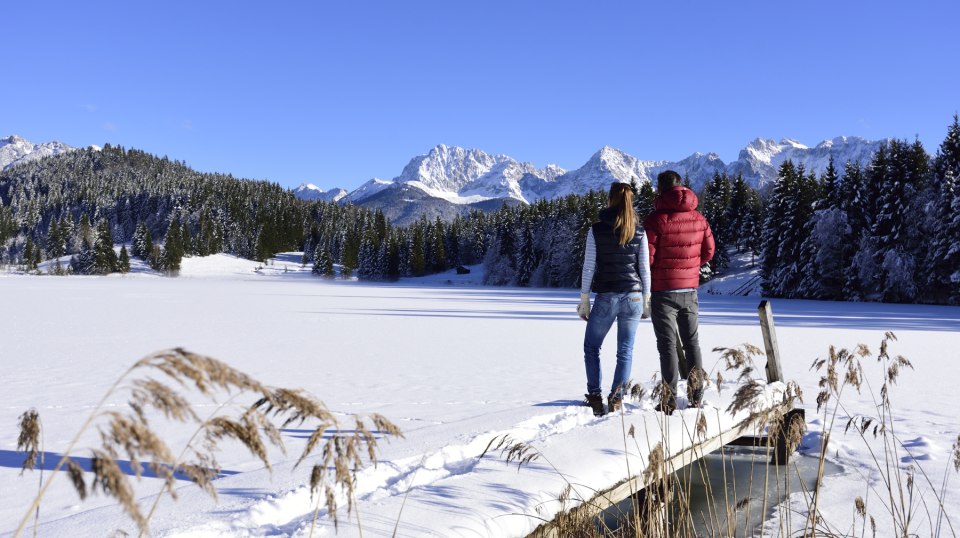 Snow-rich landscapes and sugared peaks can be experienced in winter around Mittenwald, Krün and Wallgau, © Alpenwelt Karwendel | Stefan Eisend