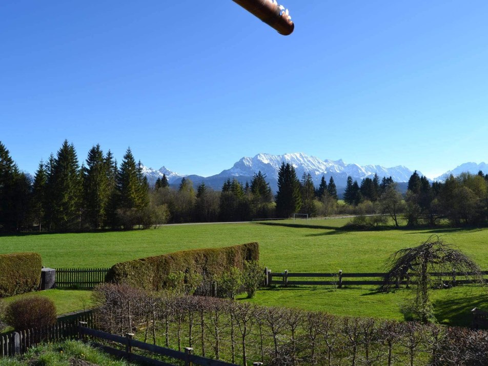 Blick vom Süd-Westbalkon mit wunderbarem Bergblick