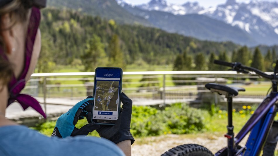 Entdecken Sie die Alpenwelt Karwendel mit dem E-Bike und erfahren Sie dabei Interessantes in der Erlebniswege App, © Alpenwelt Karwendel | Pierre Johne