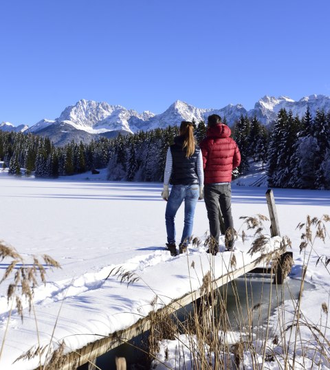 Schneereiche Landschaften und gezuckerte Gipfel erleben Sie im Winter rund um Mittenwald, Krün und Wallgau, © Alpenwelt Karwendel | Stefan Eisend