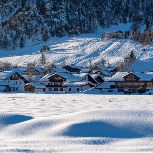 Winter in Bayern - Langlauf, Ski, Rodenl, Winterwandern in der Alpenwelt Karwendel, © Alpenwelt Karwendel | Kriner & Weiermann