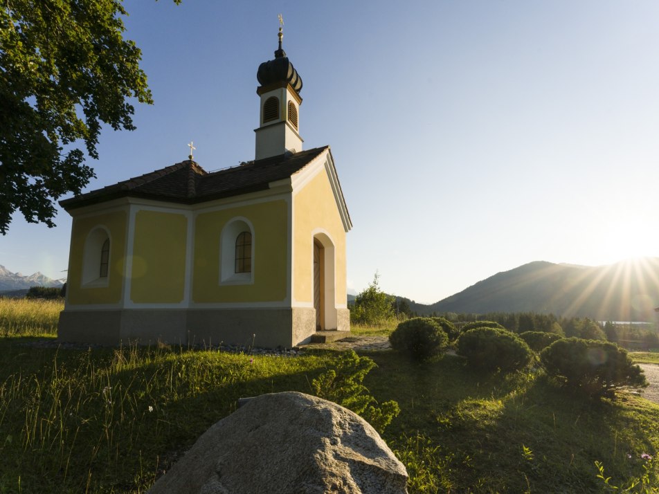 Kapelle Maria Rast an den Buckelwiesen bei Krün, © Alpenwelt Karwendel | Wolfgang Ehn