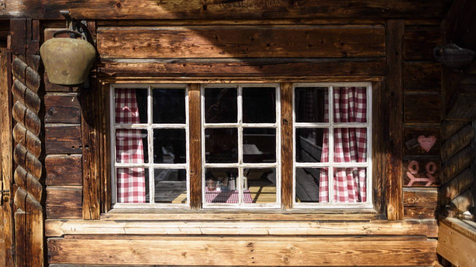 Around Mittenwald, Krün and Wallgau you will find beautiful and rustic alpine pastures with top-class views!, © Alpenwelt Karwendel | Wolfgang Ehn